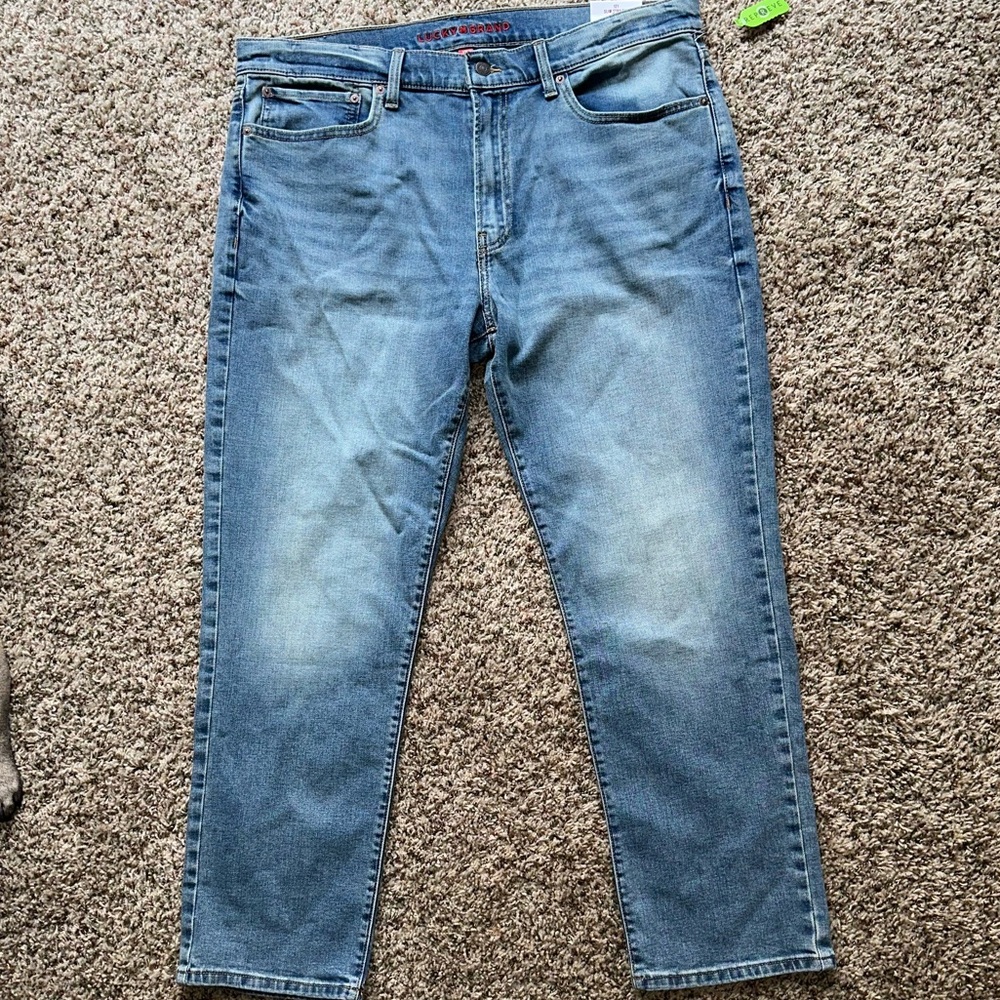 NWT new *Lucky Brand* slim straight 121 men’s casual denim blue jeans - 38/30 - Picture 2 of 5